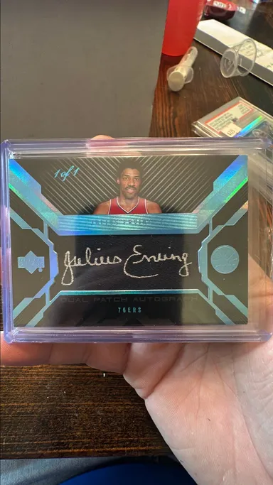 Dr. J / Dominque patch auto 1/1 game used