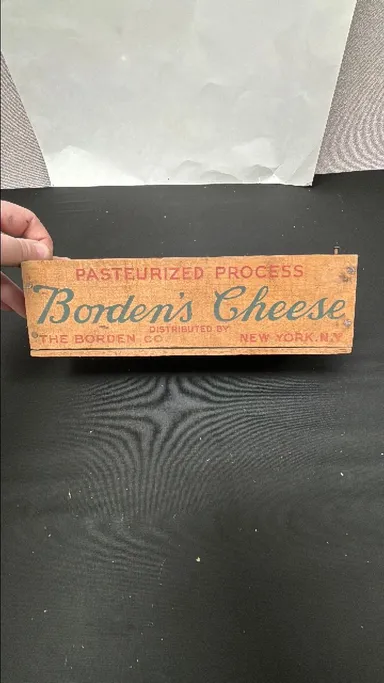 Borden’s cheese wooden box