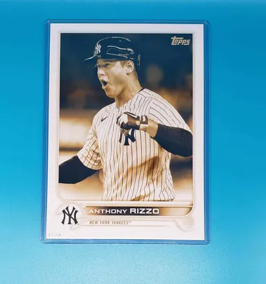 2022 Topps 5x7 Oversized Sepia Anthony Rizzo New York Yankees Short Print 7/10 WNT05