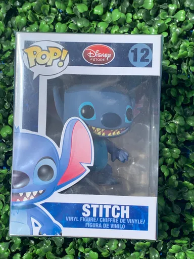Stitch #12 (Red Disney Store Logo) Damage