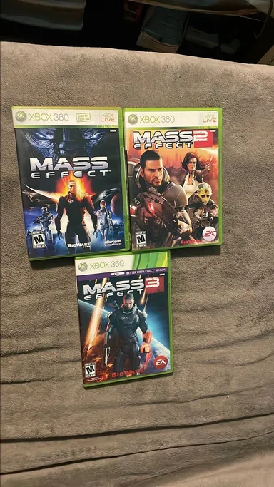 Xbox 360 Mass Effect Trilogy Bundle Complete