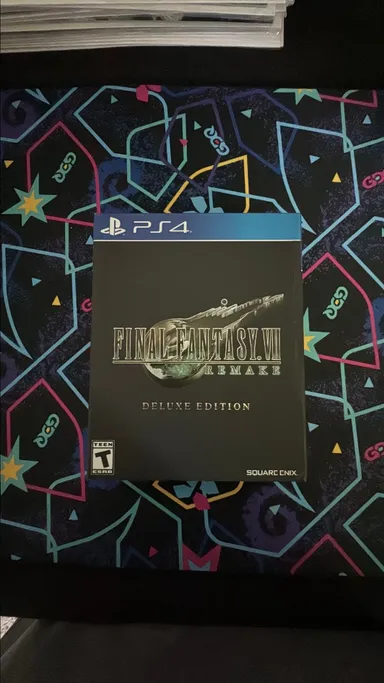 PS4 - Final Fantasy VII Remake Deluxe Edition