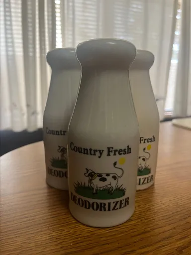 Country Fresh Cow ceramic Pottery Milk Bottle Shaped Refrigerator Deodorizer