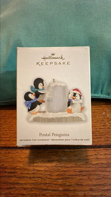 Hallmark postal Penguins