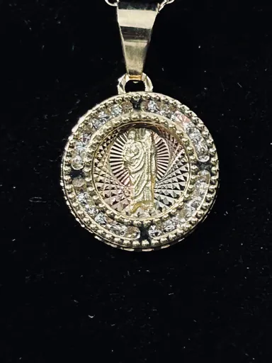 14k gold 16” chain link necklace with 14k gold Jesus round pendant encrusted with diamonds