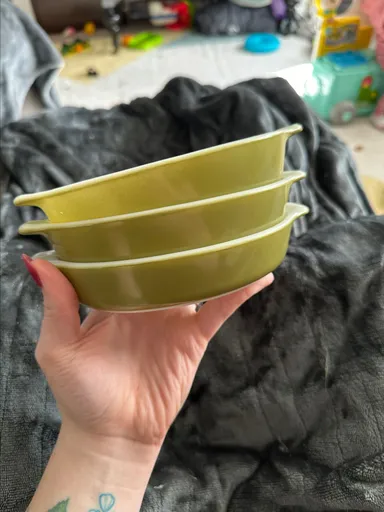 Set of 3 PYREX Verde Pixie Dishes