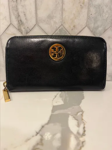 Tory Burch Black long wallet with gold hardware