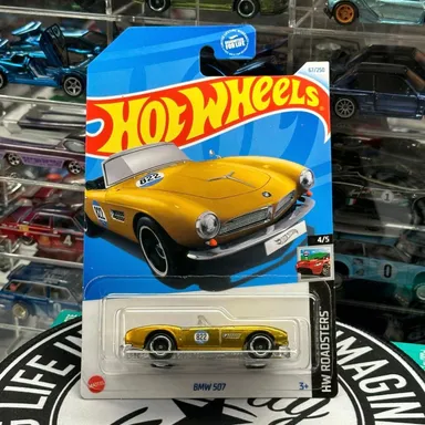 Hot Wheels Spectraflame Yellow Gold BMW 507 Super Treasure Hunt STH NEW