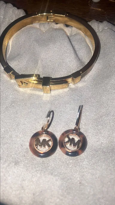 MK set bracelet earrings