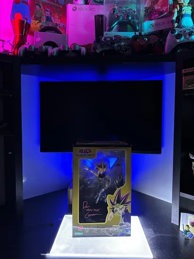 SIGNED Yu-Gi-Oh! Yami Yugi Duel Monsters ARTFX J Statue w/Keychain Kotobukiya SEALED
