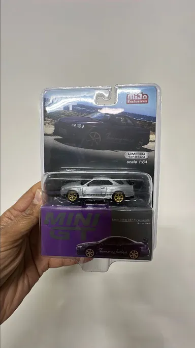 Mini GT Nissan Skyline GT-R TommyKaira R-Z Midnight Purple Chase Car