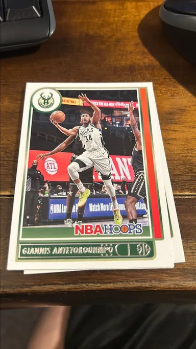 Giannis lot of 8