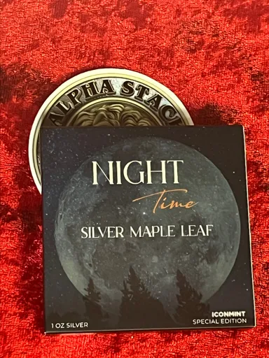 2022 Night Time Silver Maple Leaf
