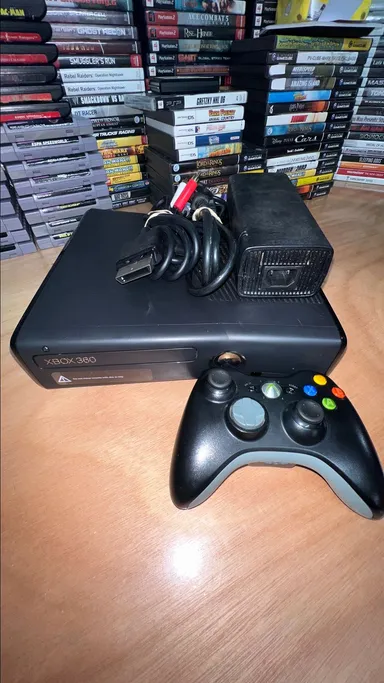 Xbox 360 S Console 250 GB