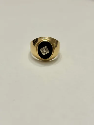 10k Gold Onyx/Diamond Ring