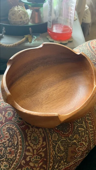 28. Wood bowls