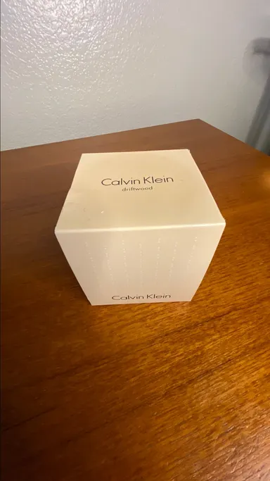 Calvin Klein Driftwood candle