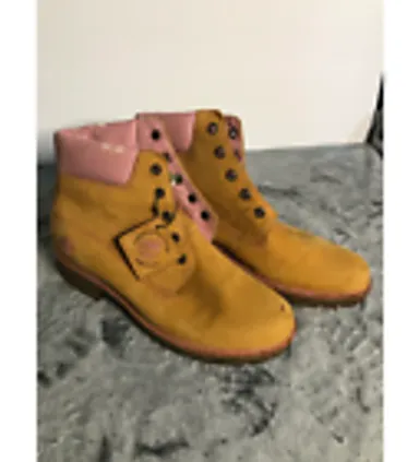 Timberland Womens Brown/Pink Leather Boots- Size 9M