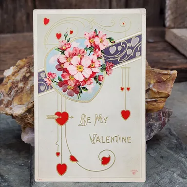 Embossed Be My Valentine Flowers Valentine's Day Card Antique Postcard (WNB1-312)