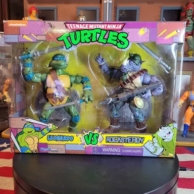TMNT Leonardo vs Rocksteady Playmates 2 Pack Figure Teenage Mutant Ninja Turtles