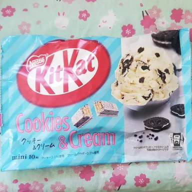 Kitkat: Cookies and Cream Full Bag