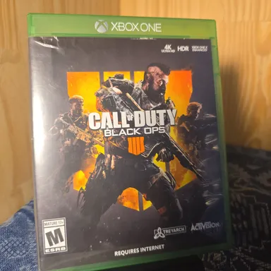 Call of Duty: Black Ops IIII 4 (Microsoft Xbox One) Game Used Condit