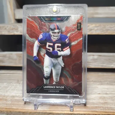2023 Wild Chrome Lawrence Taylor #d /10