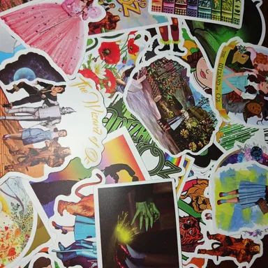 1 lot of 10 Random Wizard Of OZ Stickers