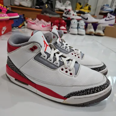 Air Jordan 3 "Fire Red" Size 11