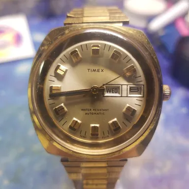 Timex Day/Date Automagical