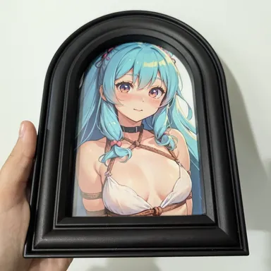 Arch frame with super cute print 💙🔥