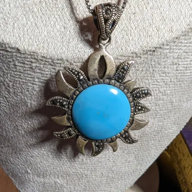 sterling blue cabochon pendant and chain
