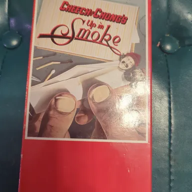 Cheech Y Chong's Up In Smoke VHS GUC