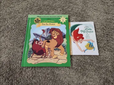 Disney Storytime Treasures Library Book 1/ The Little Mermaid Ariel Makes Waves  
