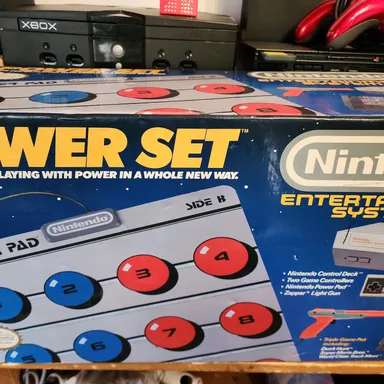 nes powerset console, pad, controllers and cord