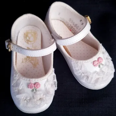 Vintage Baby Deer Infant Shoes Cute And Frilly With Soft Soles