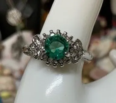 #122.  Silvertone Emerald Green Color Ring Size 6, 9.5, 10