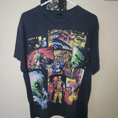 Vintage 2000s MARVEL'S Super Heroes & Villains T-Shirt Size L MAD ENGINE