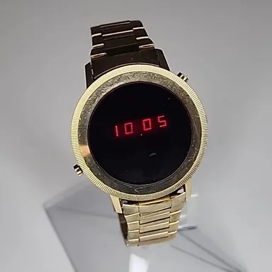 Vintage 1970’s Red LED Digital Watch 10K Gold Filled HUDSON HARRIS read
