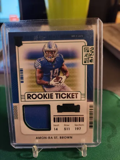 Amon-Ra St. Brown Rookie Patch Contenders 2021