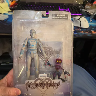 Disney Kingdom hearts action figure Tron and soldier