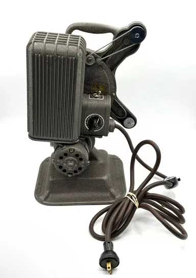 Vintage Keystone 8 MM Movie Projector Model R-8 R8 Tested/Works