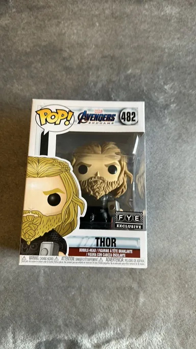 Thor (w/ Mjolnir & Stormbreaker)