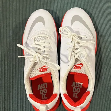 NIKE GOLF SHOES WHITE & RED 7Y