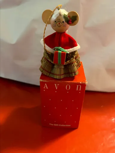 Vintage Santa Straw Ornament Mrs. Claus Avon: The Gift Collection - Original Box