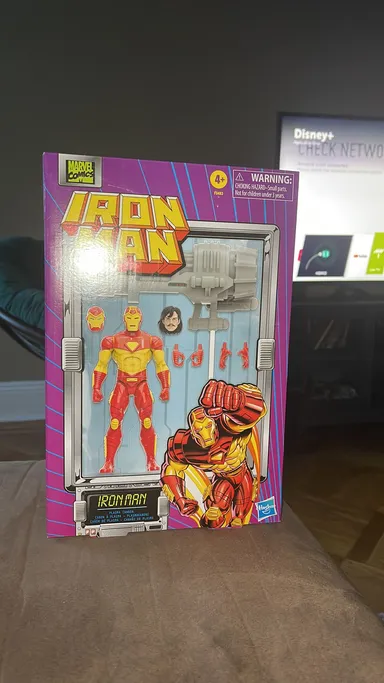 Iron Man Hasbro Marvel Legends Retro Iron Man 6” Action Figure