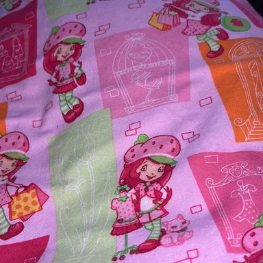 Strawberry shortcake single pillowcase