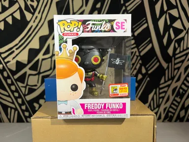 Funko Freddy Funko (Space Robot) (Black)
