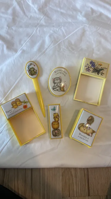 Cute Vintage Yellow Hallmark Cards Animals Office Set