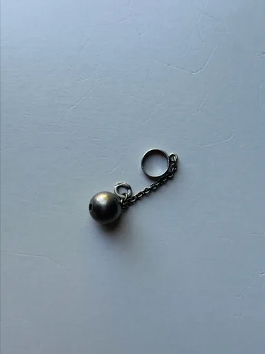 Vintage Silver Ball & Chain Shackle